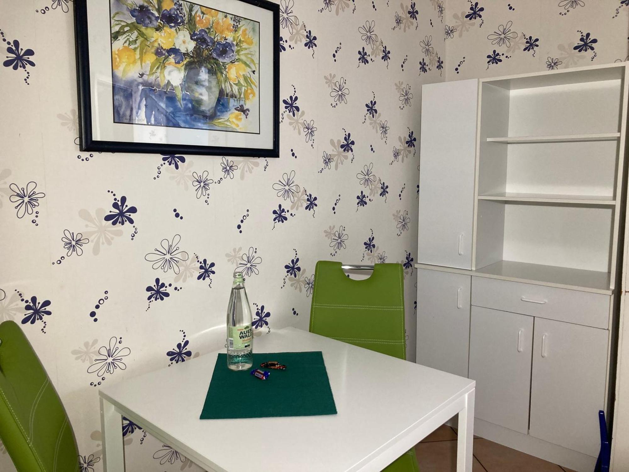 Haus Krabbe Apartments Mit Doppelbetten, Fuer 1-2 Personen, Hunde Kostenfrei Willkommen, Kostenfreier Parkplatz, Zwischen Bremerhaven Und Cuxhaven Gelegen Wremen Dış mekan fotoğraf