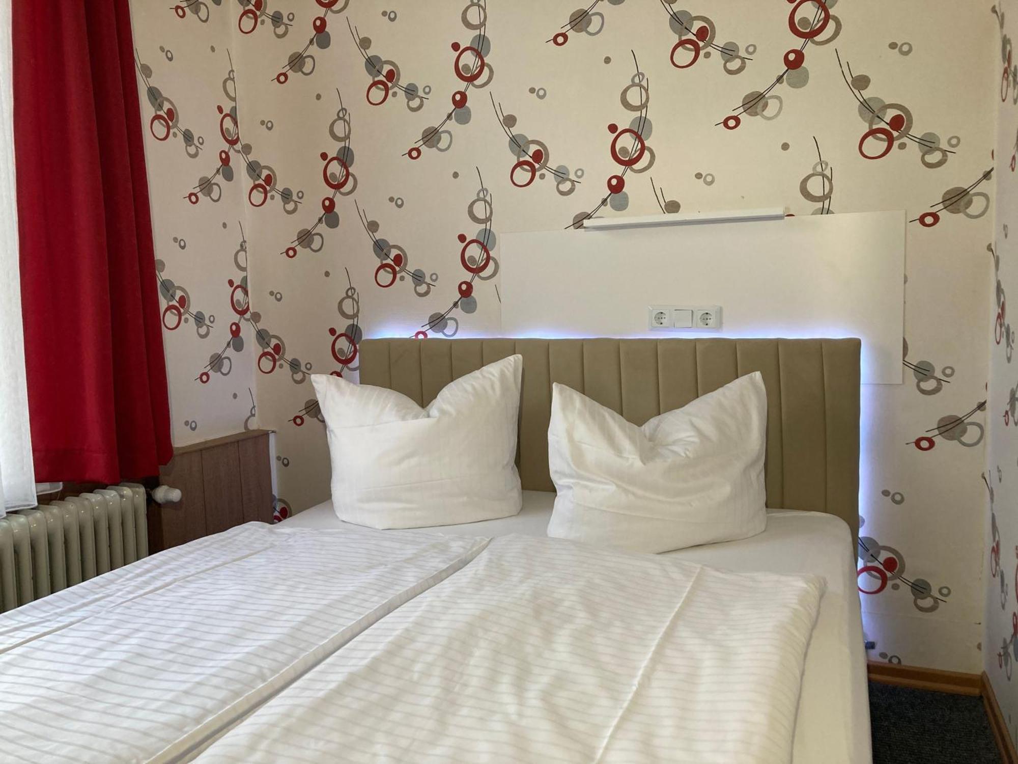 Haus Krabbe Apartments Mit Doppelbetten, Fuer 1-2 Personen, Hunde Kostenfrei Willkommen, Kostenfreier Parkplatz, Zwischen Bremerhaven Und Cuxhaven Gelegen Wremen Dış mekan fotoğraf